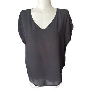 Lush Black V-Neck Lightweight Pullover Top Women's Sz XS